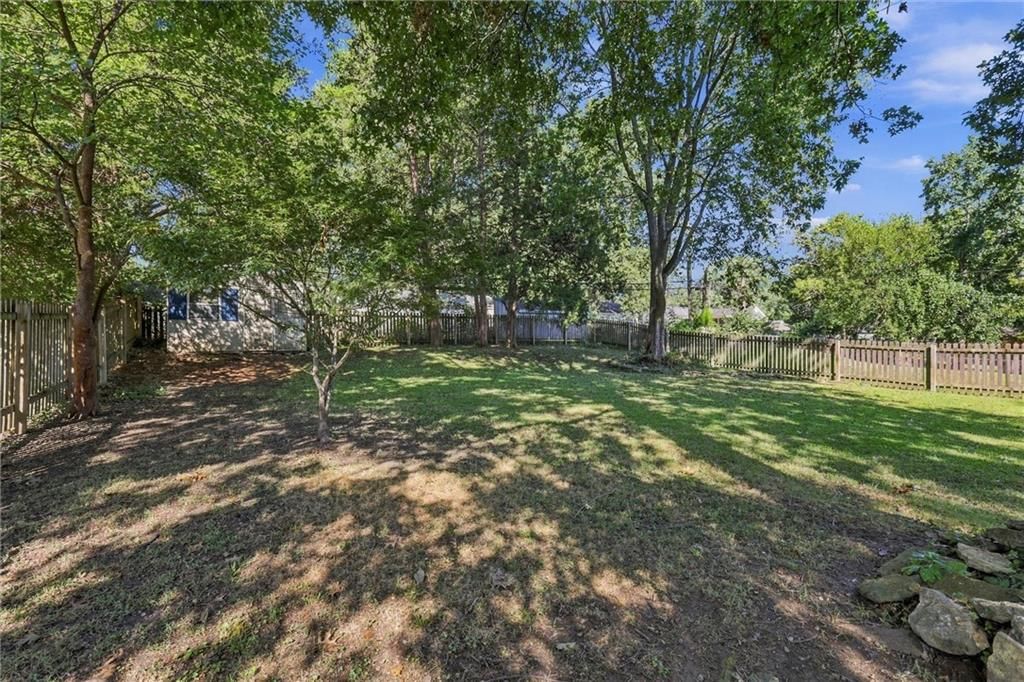 7426 Beverly Street — photo 30
