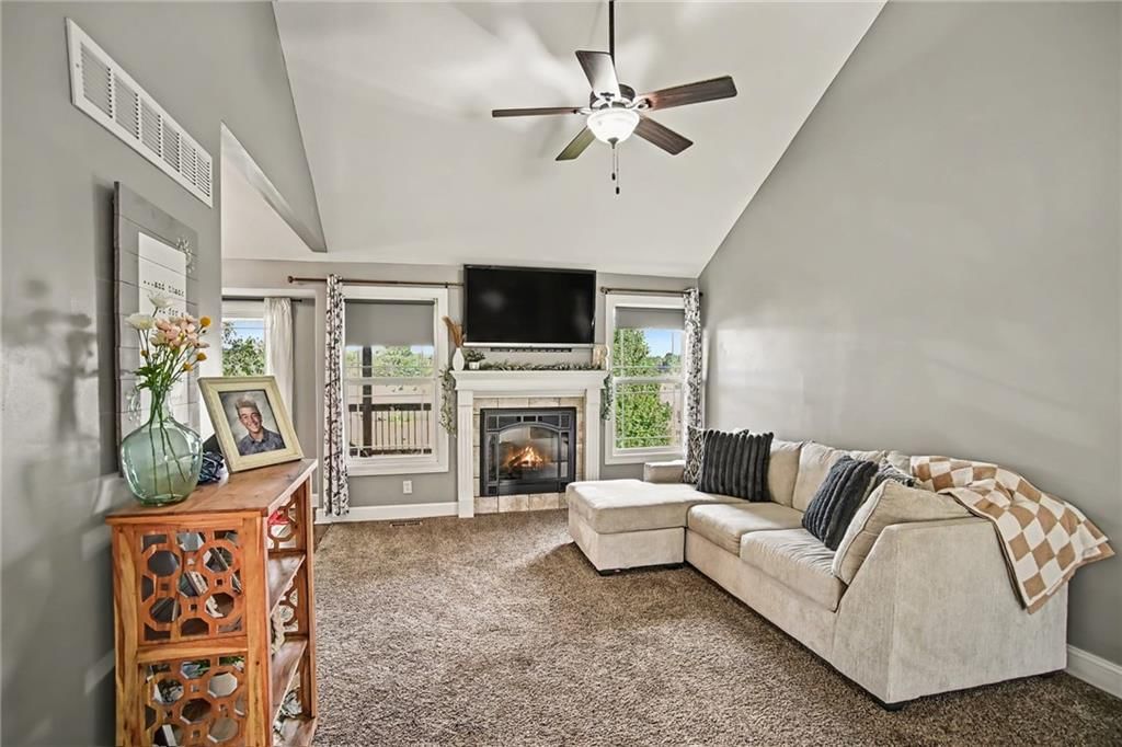 19224 Tomahawk Lane — photo 4