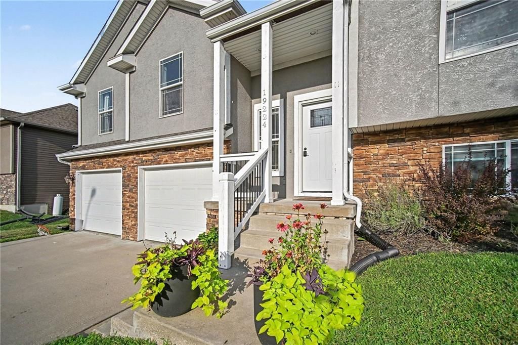 19224 Tomahawk Lane — photo 33
