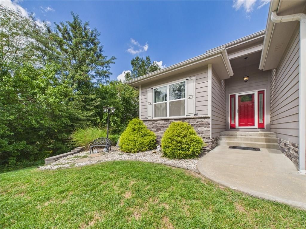 477 Sycamore Court — photo 2