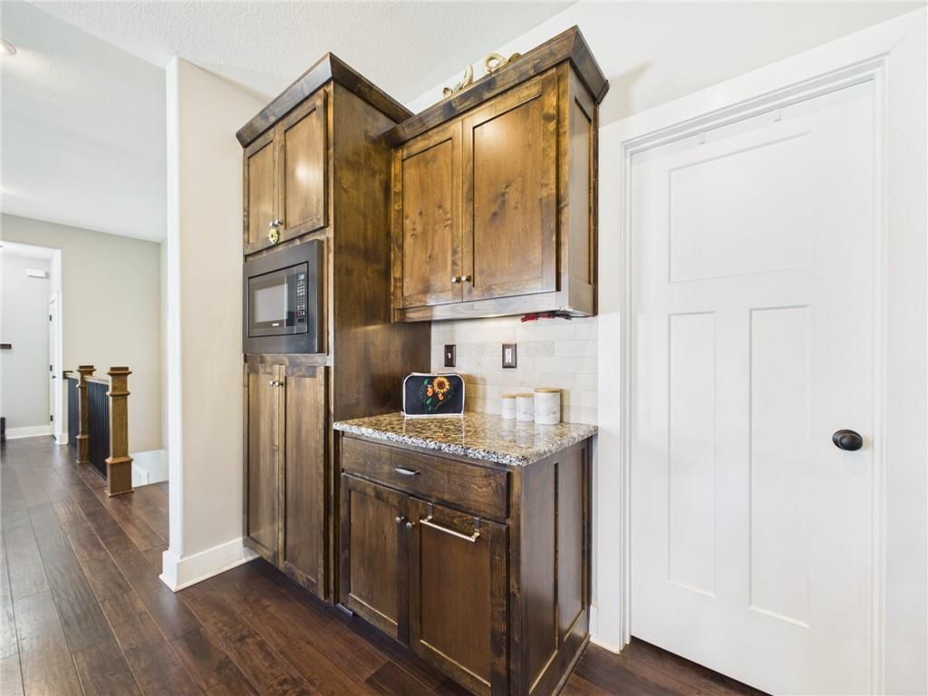 477 Sycamore Court — photo 8
