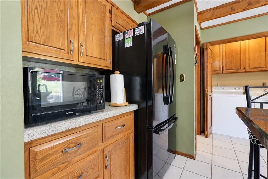 4808 NE PEBBLE BEACH Street — photo 7