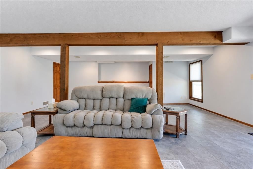4808 NE PEBBLE BEACH Street — photo 41