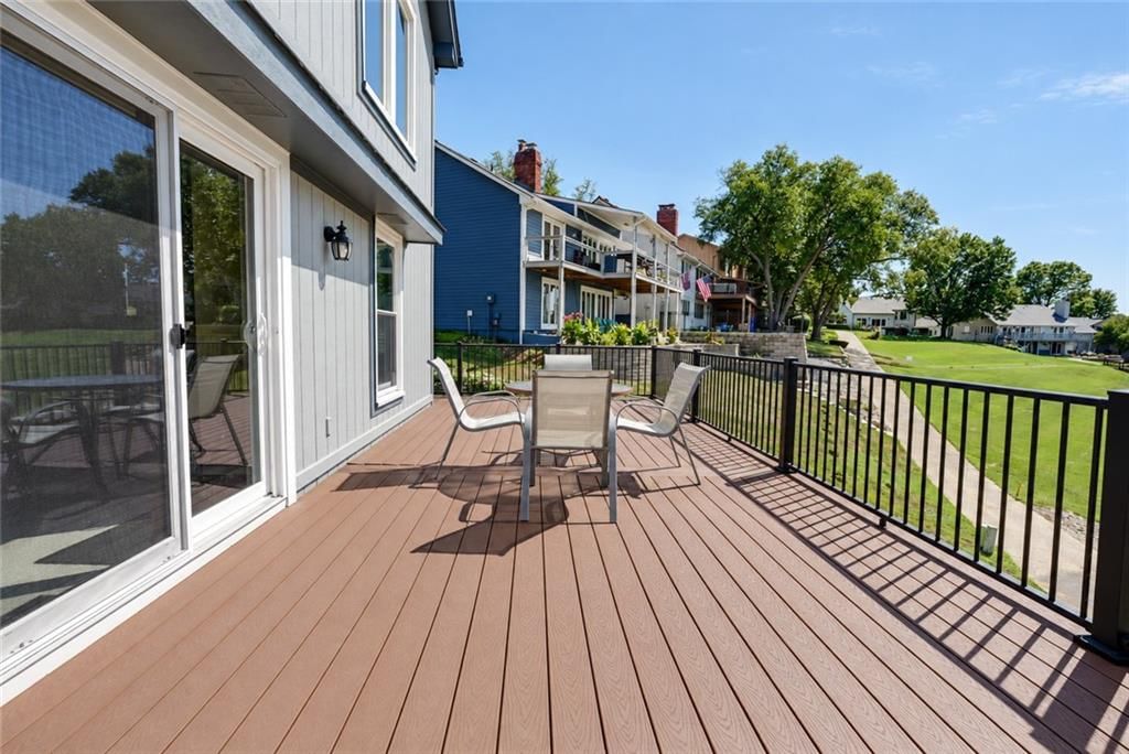 4808 NE PEBBLE BEACH Street — photo 47