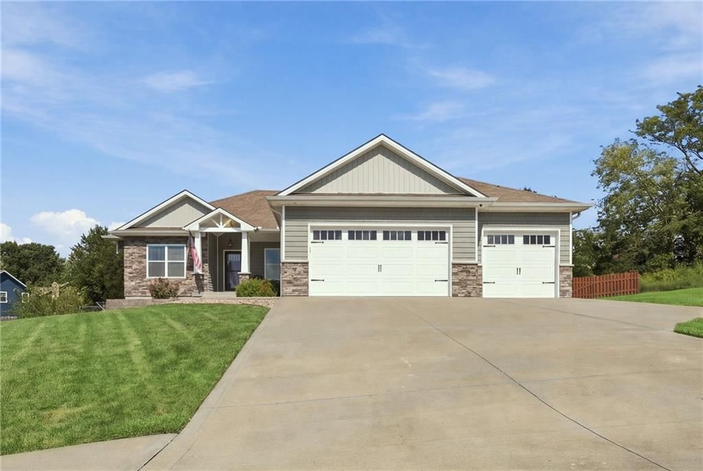 483 Olive Court — photo 1