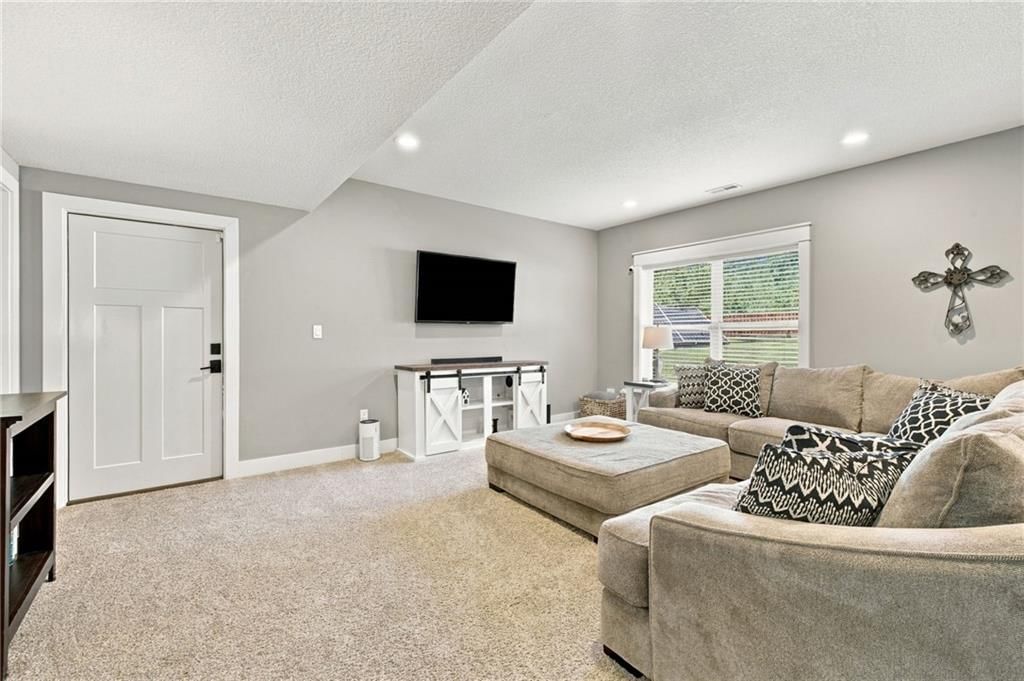 483 Olive Court — photo 32
