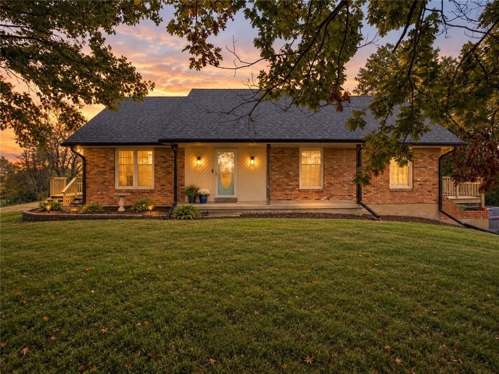23404 E 189th Street, Pleasant Hill, MO