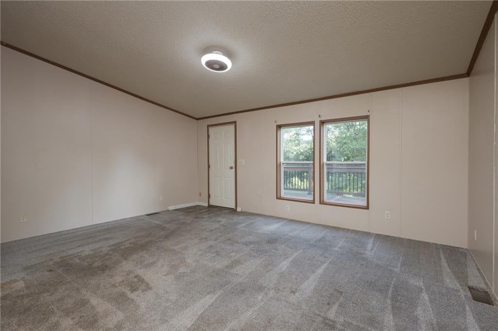 515 W 9th Street — photo 9