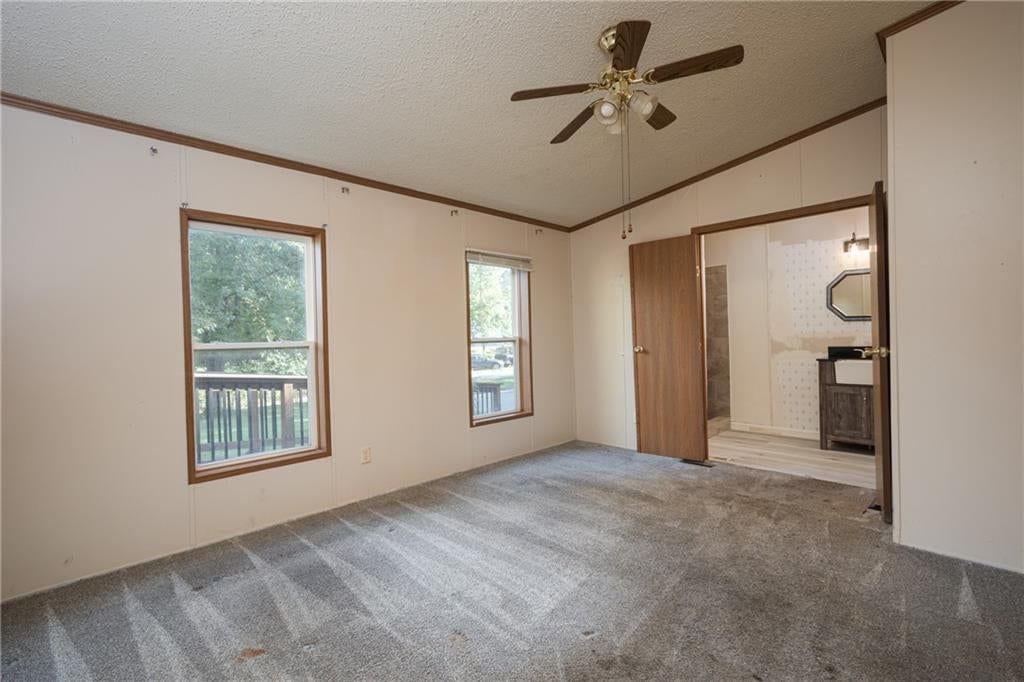 515 W 9th Street — photo 22