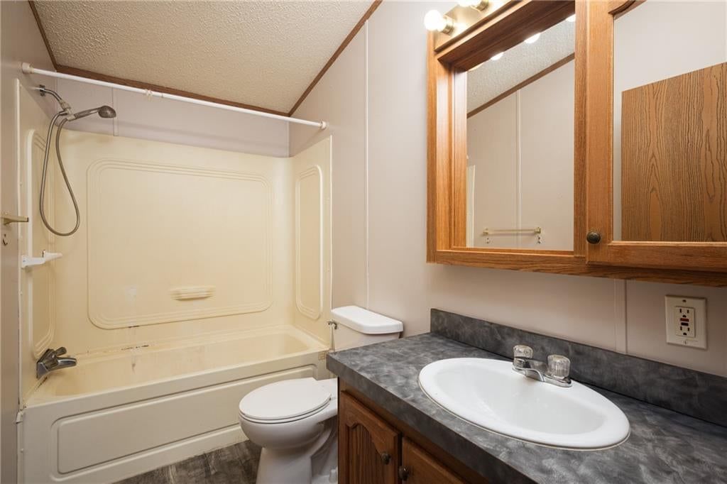 515 W 9th Street — photo 27