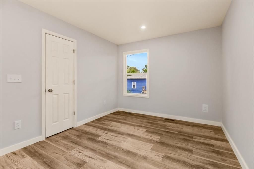 1109 Kings Highway — photo 21