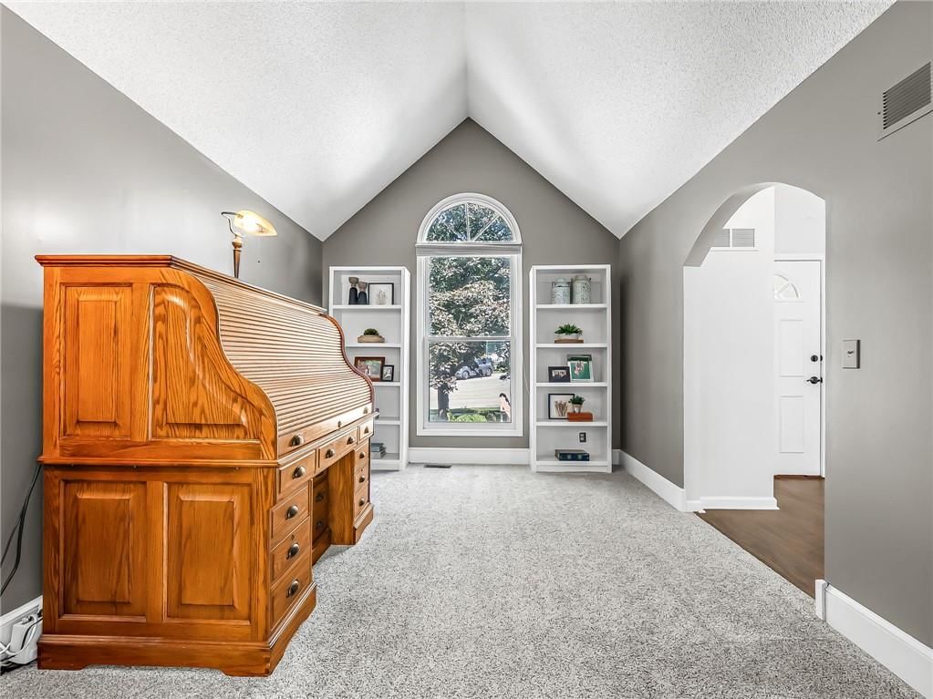 17507 W 113th Street — photo 14