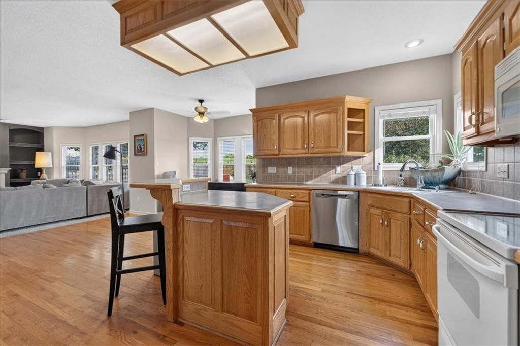420 Shannon Avenue — photo 11