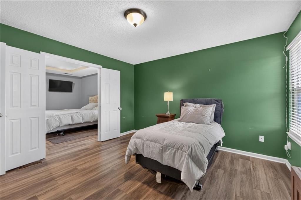 420 Shannon Avenue — photo 36