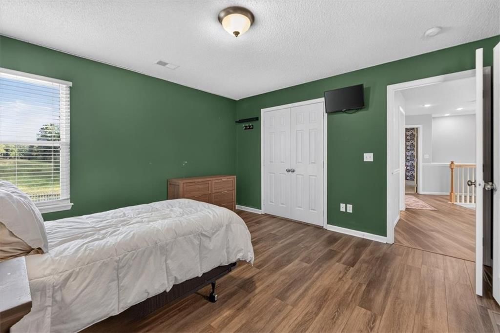 420 Shannon Avenue — photo 38
