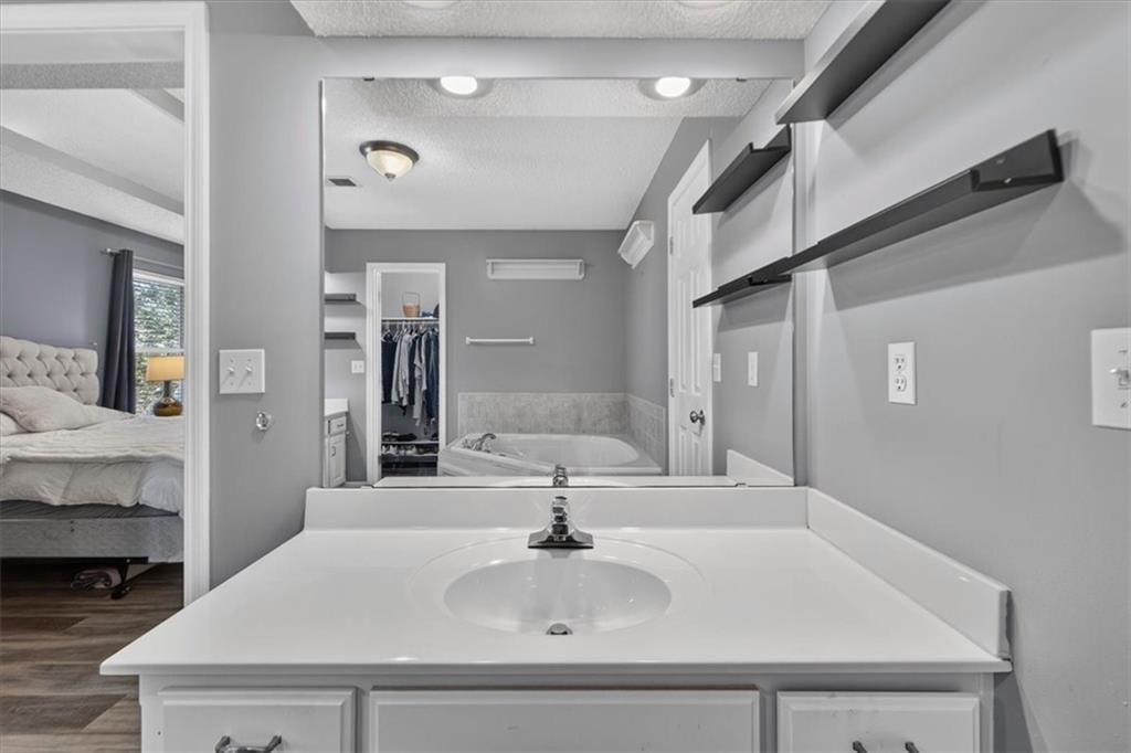 420 Shannon Avenue — photo 46