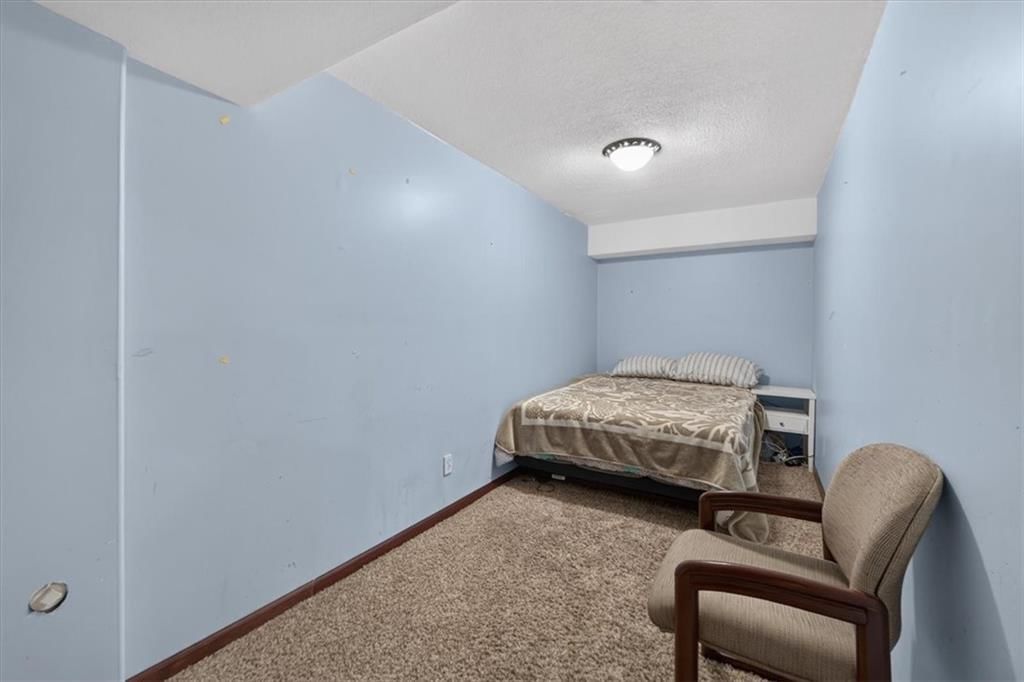 420 Shannon Avenue — photo 51