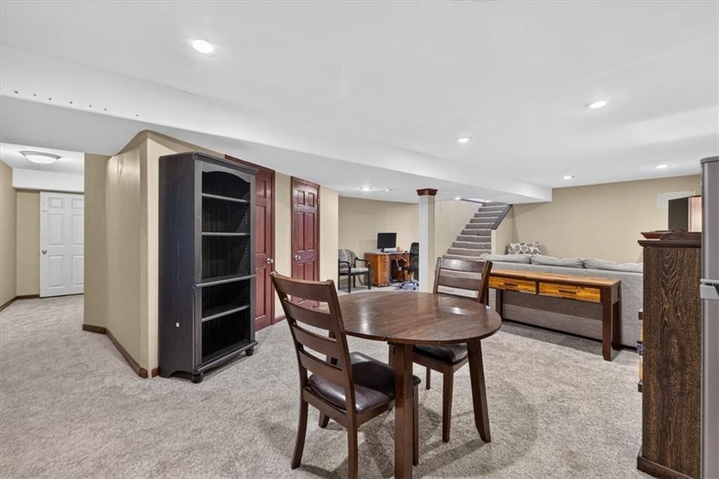 420 Shannon Avenue — photo 56
