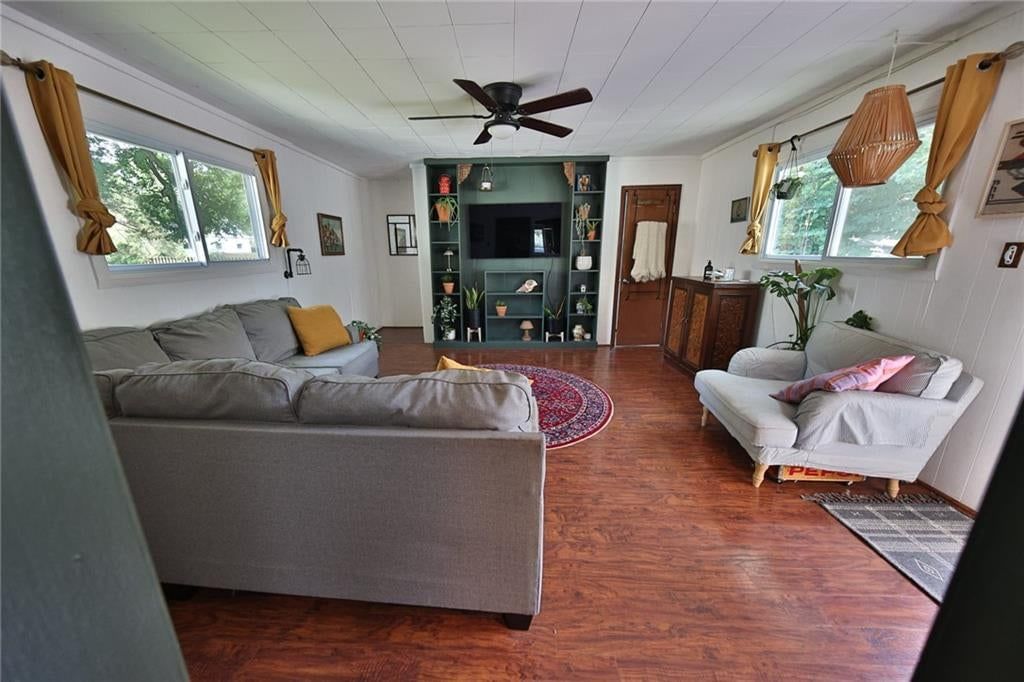 6937 Walmer Street — photo 7