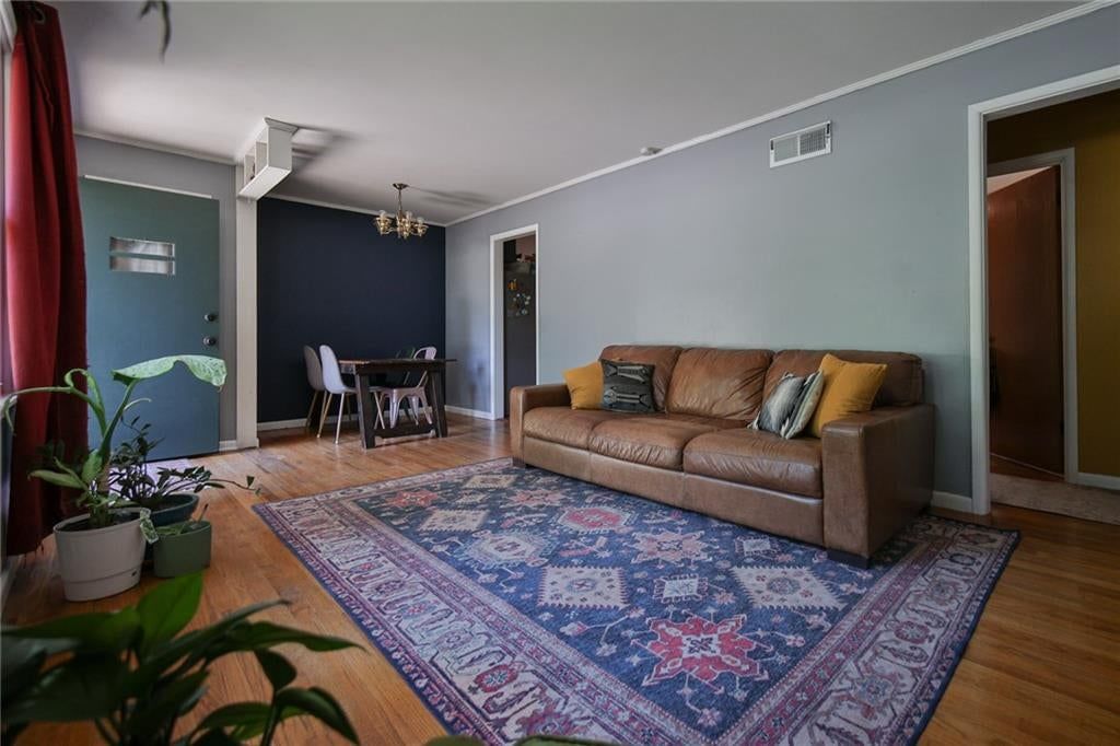 6937 Walmer Street — photo 13