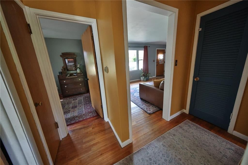 6937 Walmer Street — photo 18