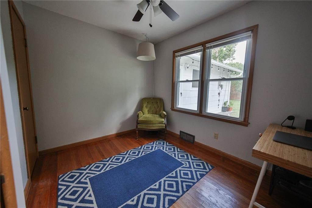 6937 Walmer Street — photo 20