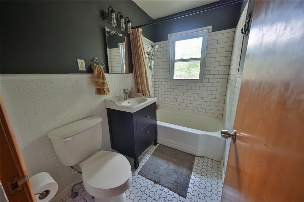 6937 Walmer Street — photo 22