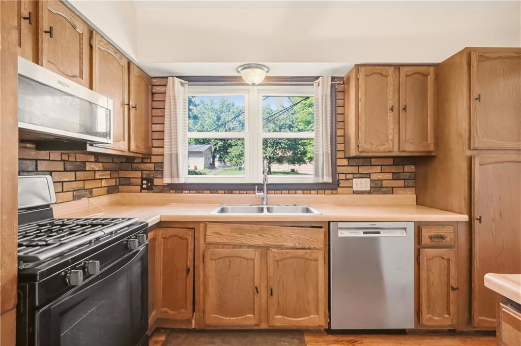 101 Avondale Street — photo 11