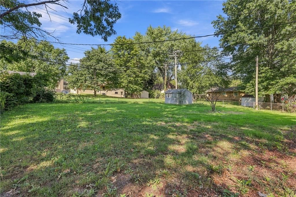 101 Avondale Street — photo 23