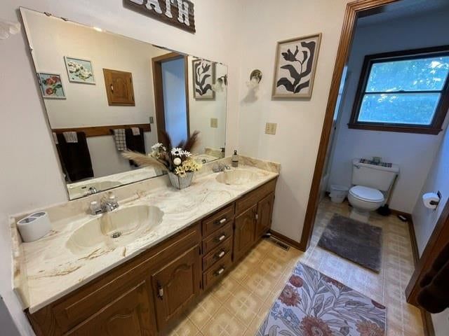 304 S Highway 69 Highway — photo 10