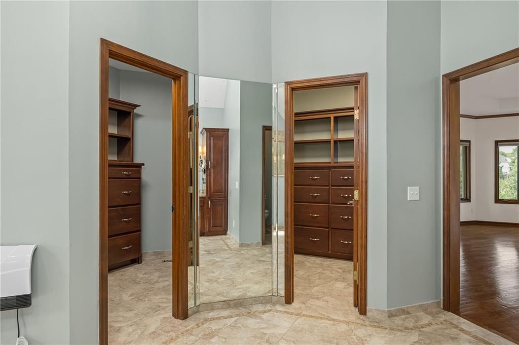 4603 S Lakewood Drive — photo 40