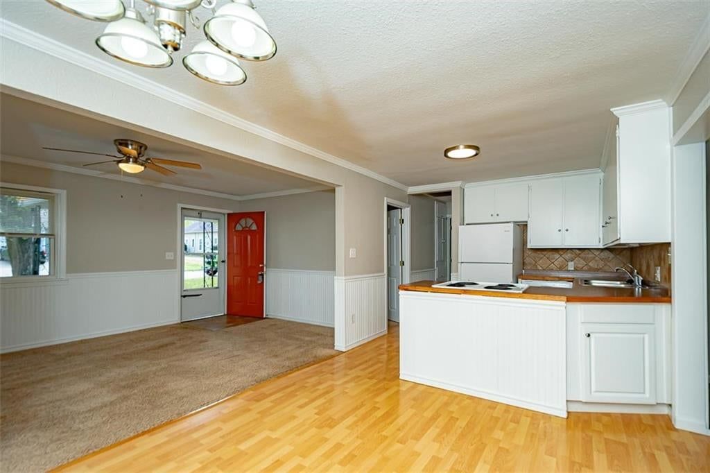 1032 N Sycamore Street — photo 9