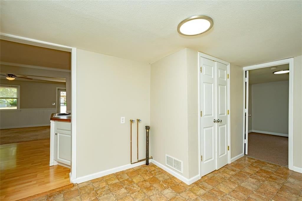 1032 N Sycamore Street — photo 16