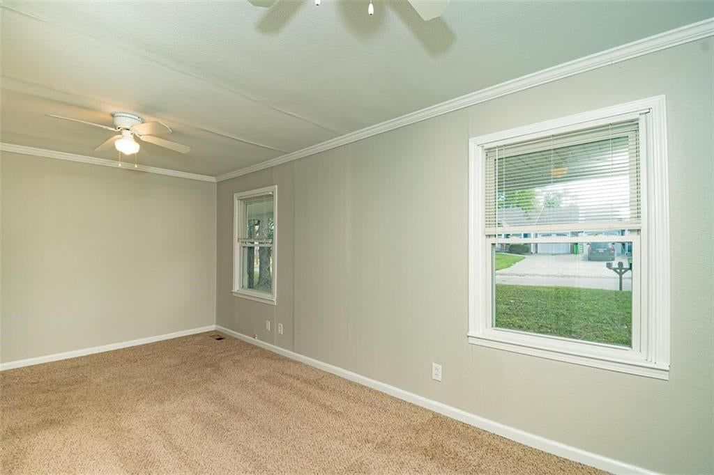 1032 N Sycamore Street — photo 22