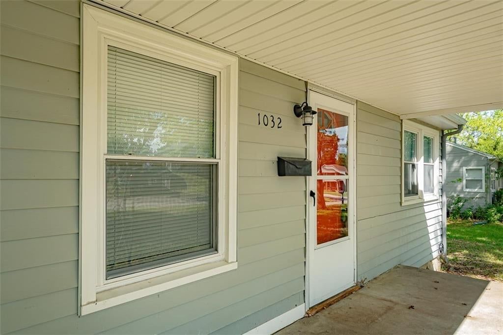 1032 N Sycamore Street — photo 26