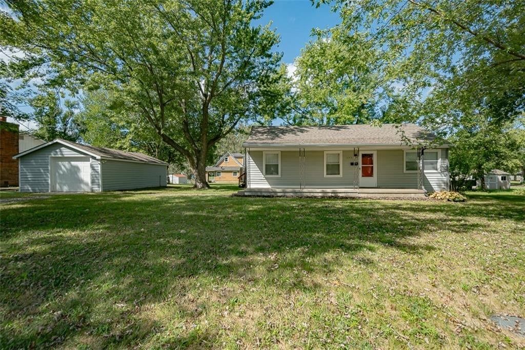 1032 N Sycamore Street — photo 28