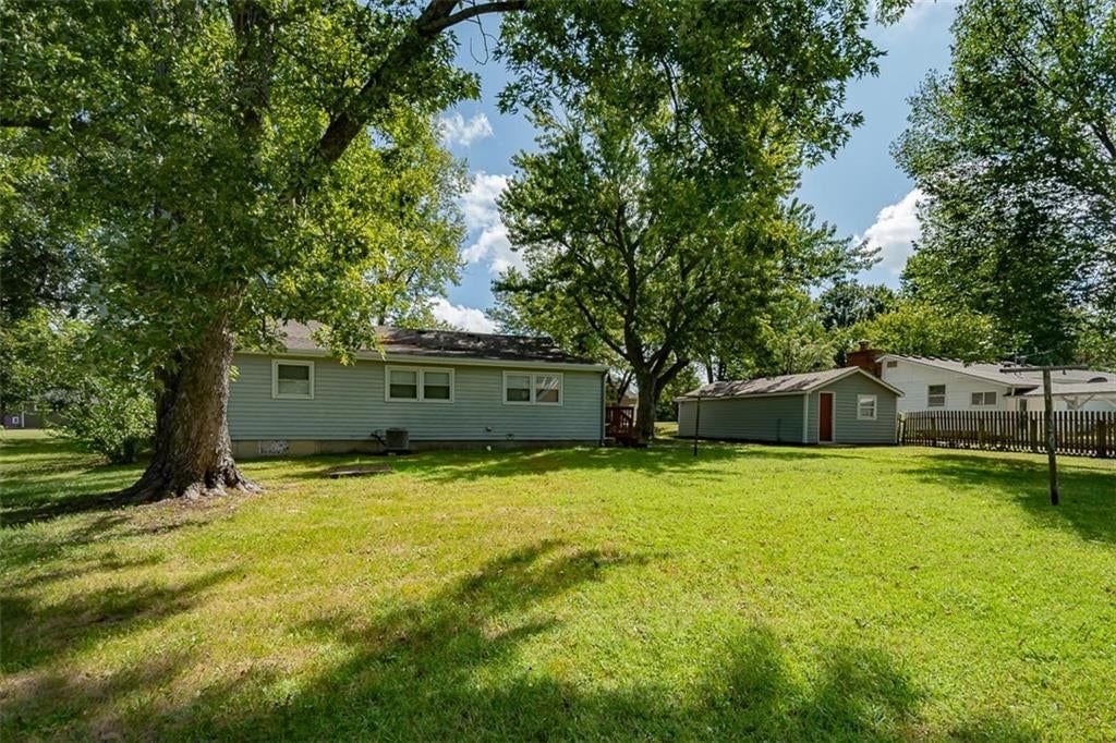 1032 N Sycamore Street — photo 40
