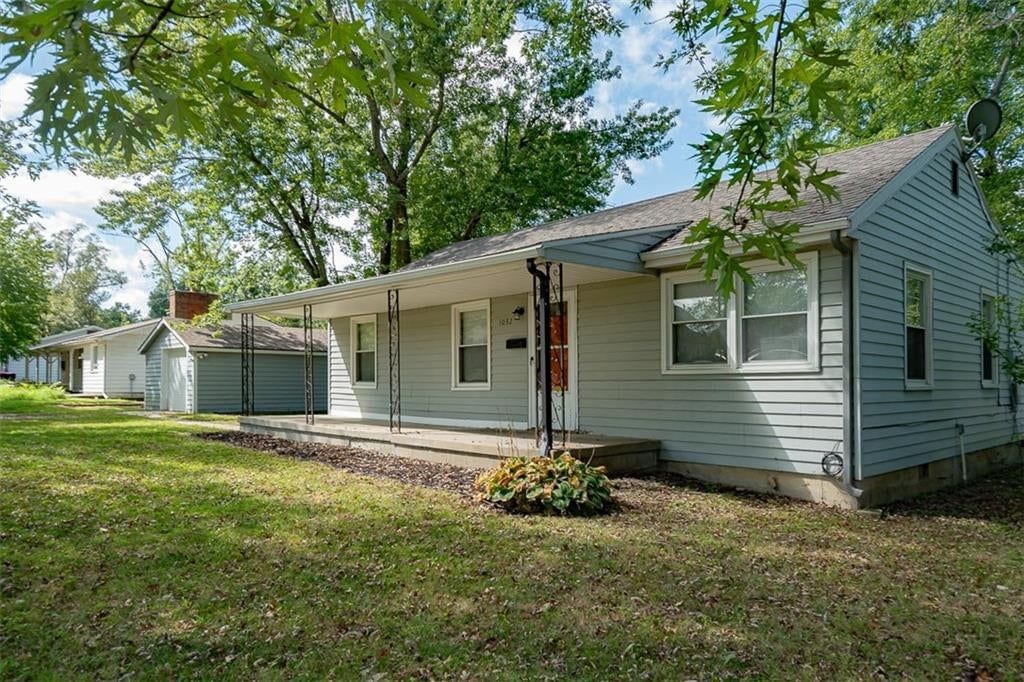 1032 N Sycamore Street — photo 44