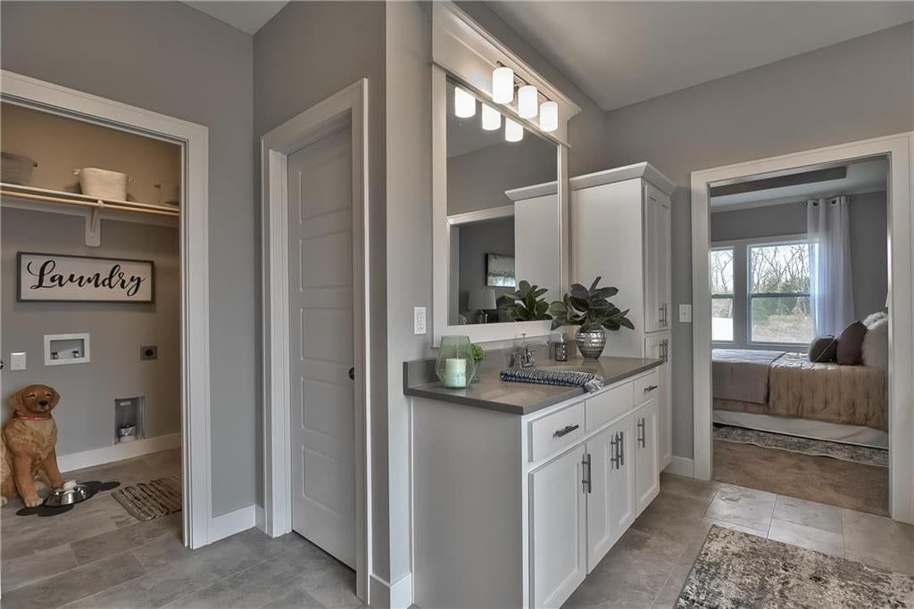 2284 Wabash Street — photo 39