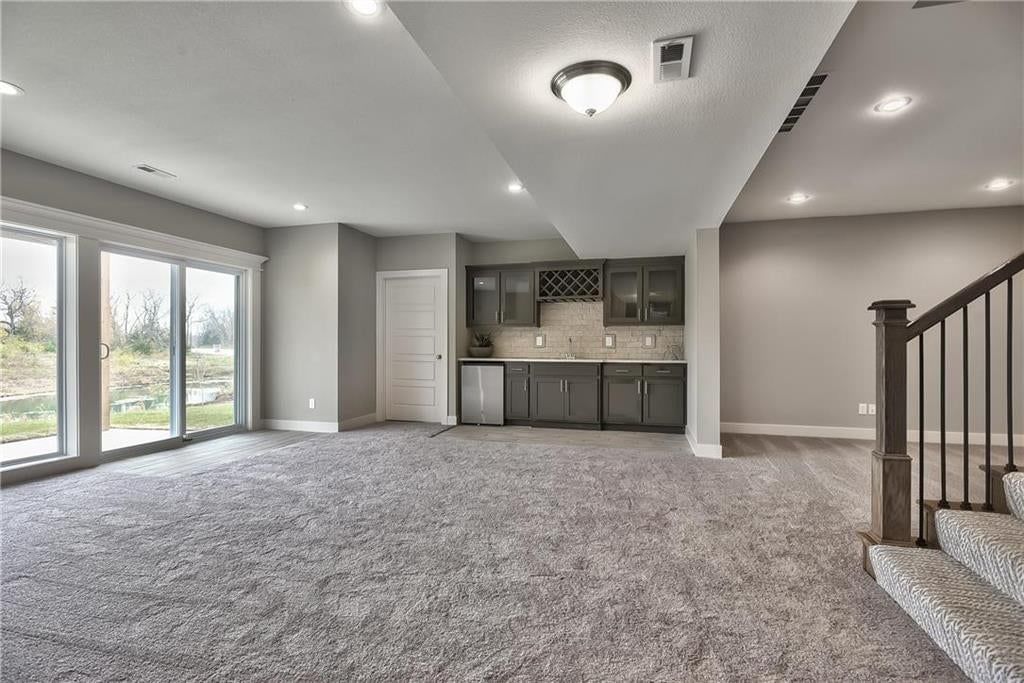 2284 Wabash Street — photo 45