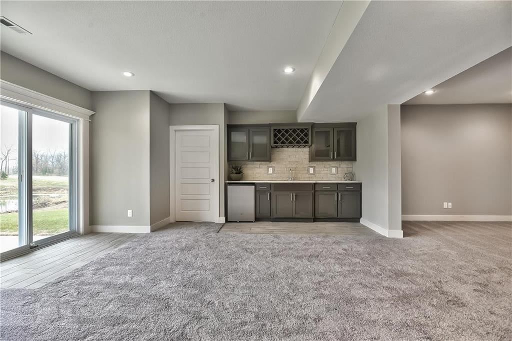 2284 Wabash Street — photo 46