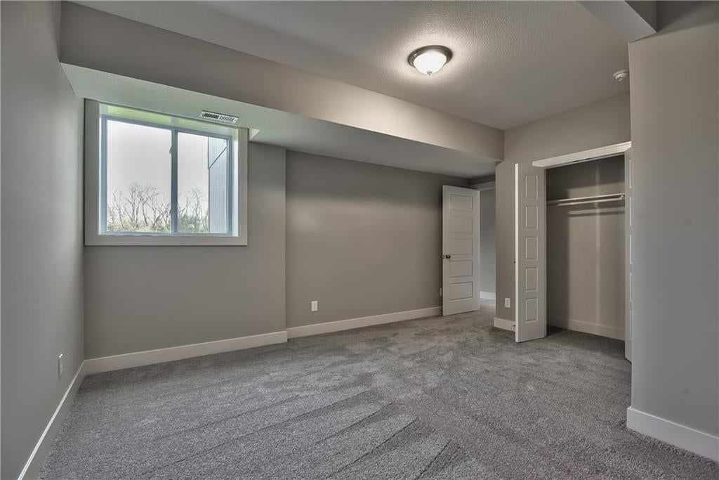 2284 Wabash Street — photo 49