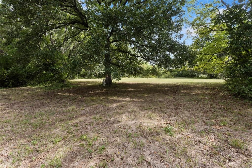 3122 S Owens School Road, Independence, MO: listing photo 2