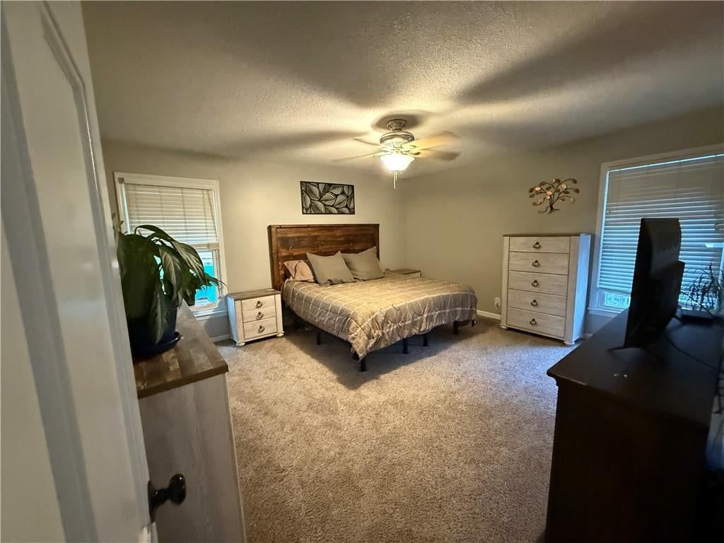 3515 Emerald Lane — photo 9