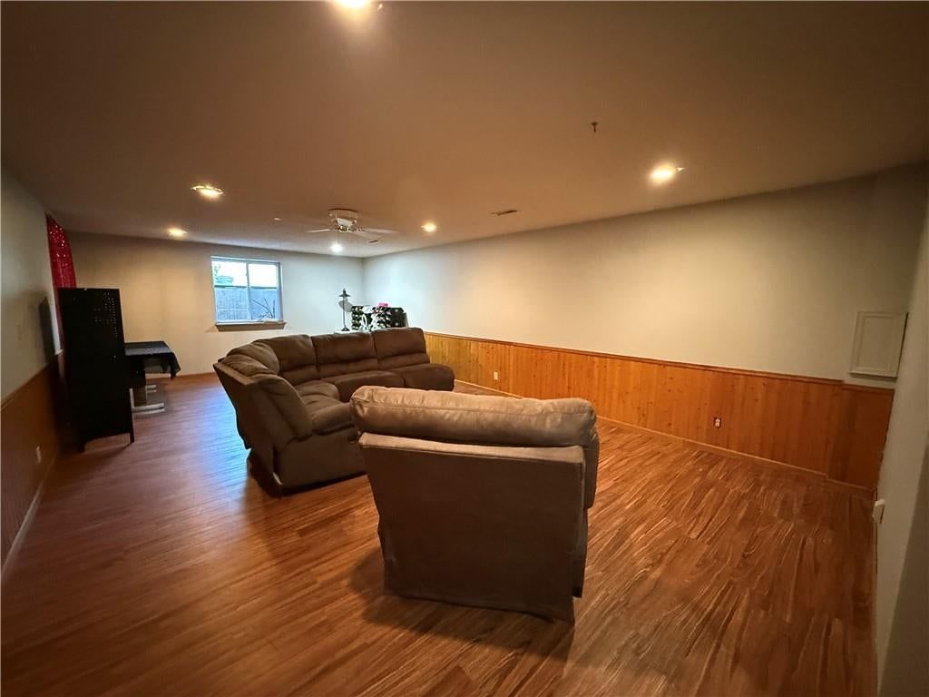 3515 Emerald Lane — photo 16