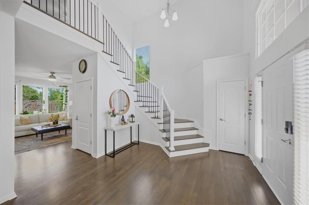 13701 Gillette Street — photo 3