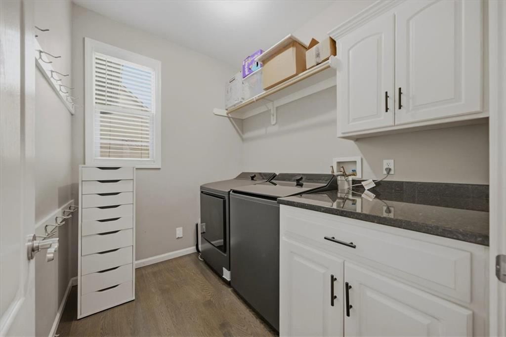 13701 Gillette Street — photo 11