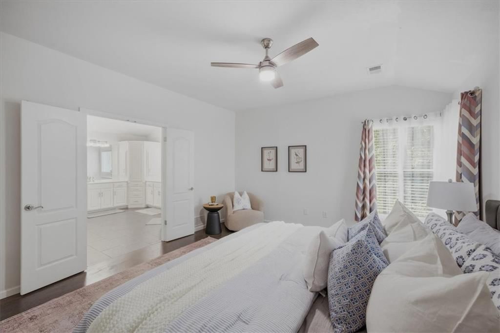 13701 Gillette Street — photo 19