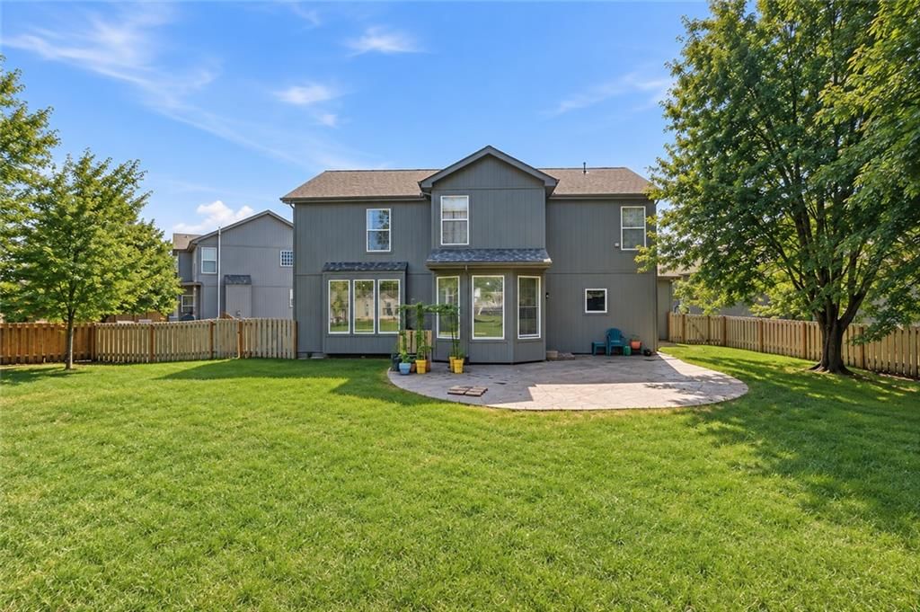 13701 Gillette Street — photo 27