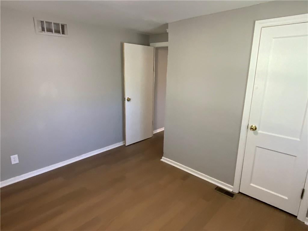 1053 Locust Street — photo 11